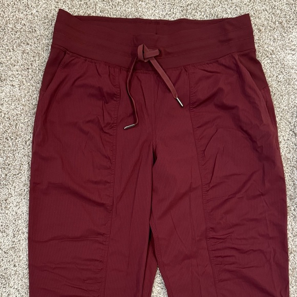 Lululemon dance studio jogger - Picture 2 of 4